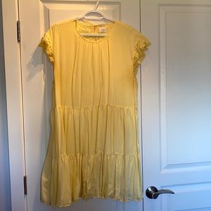 Cute yellow Wilfred dress! 💛